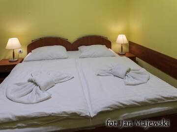 Фото номера Двухместный номер с 2 отдельными кроватями Отель Majewski Hotel &amp; SPA г. Мальборк 3