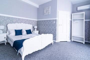 Фото номера Апартаменты Отель Premium - Bed &amp; Breakfast г. Мальборк 4