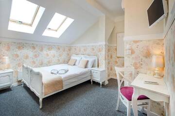 Фото номера Family Apartment (king size bed + small bed 90x170cm) Отель Premium - Bed &amp; Breakfast г. Мальборк 3